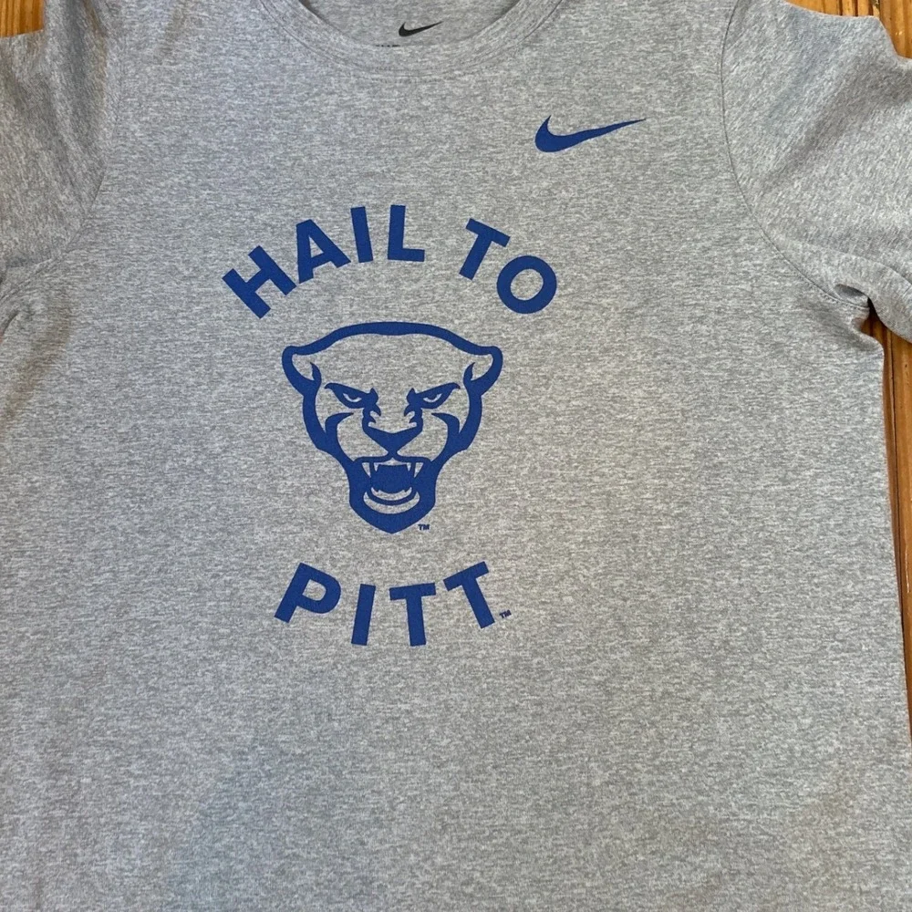 Nike T-Shirt Kids Gray Pitt Panthers Hail To Pitt Dri-FIT Graphic SIZE Medium